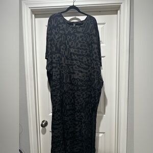 Adidas 4x black and grey caftan dress
